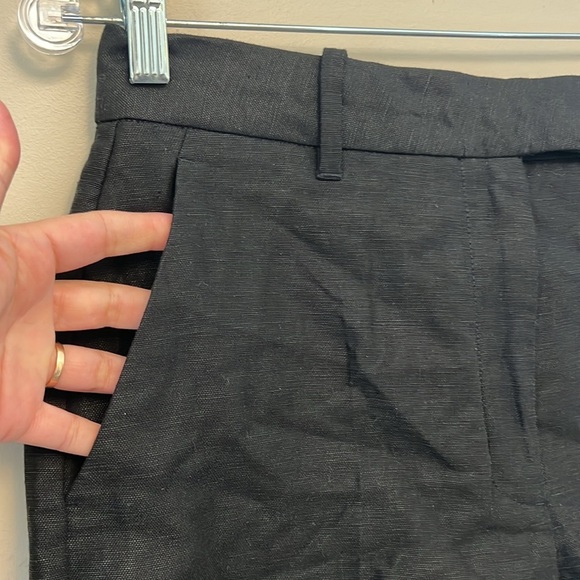 Aritzia Wilfred Black High Waist Casual Shorts size 8 - Picture 3 of 6
